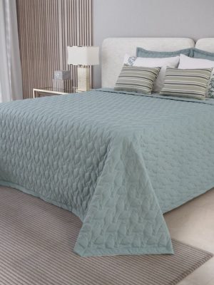 photo 4945444113524829897 y